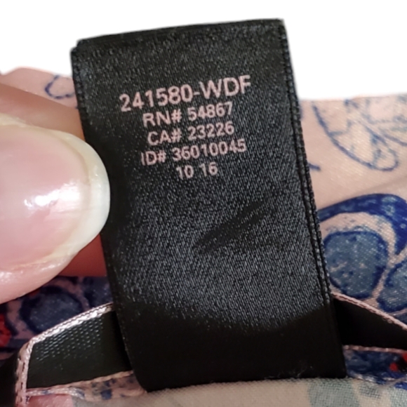 Victoria's Secret Satin Kimono Short Robe White Grounded Floral WDF XS/S - Picture 11 of 13